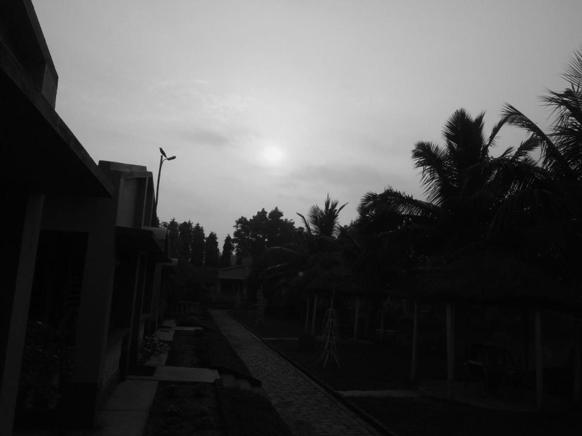 Tarangamala Resort Mandarmani Exteriör bild